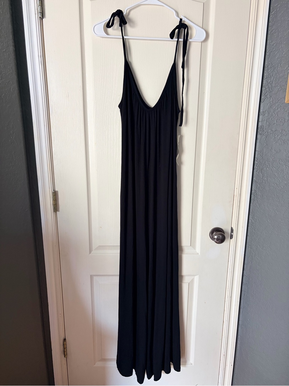 NWT Mono B Black Adjustable Tie Shoulder Maxi Style Jumpsuit, Large - Picture 6 of 13